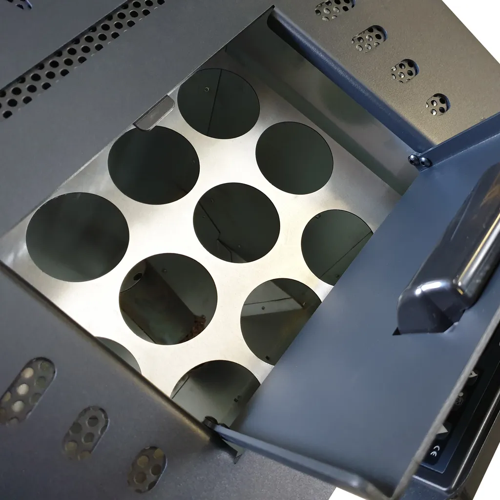 Nemaxx PW18-WT Pelletofen Wasserführend 18 KW Pelletkaminofen Pelletheizung - Stahl Weiß - Für Bis Zu 300m³ - 90,8% Wirkungsgrad - A+ 10 Nemaxx PW18-WT Pelletofen Wasserführend 18 KW Pelletkaminofen Pelletheizung - Stahl Weiß - Für Bis Zu 300m³ - 90,8% Wirkungsgrad - A+ – Bild 8