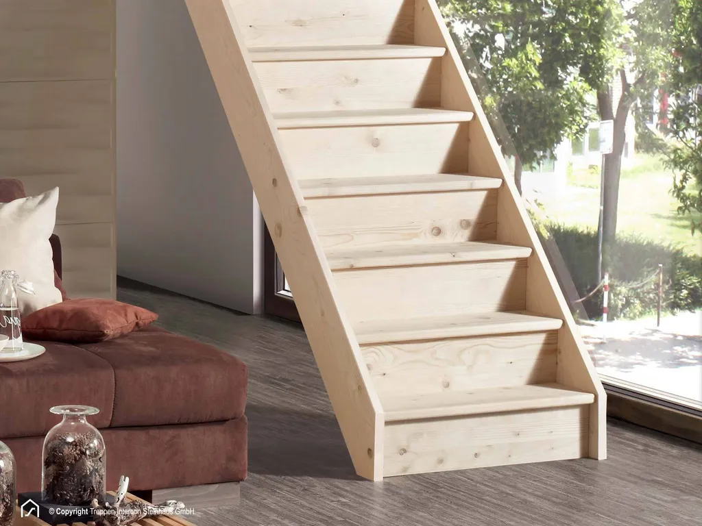 Holztreppe Intercon Casablanca | Fichte | Gerader Verlauf | 80 Cm Breite | Ohne Geländer | Mit Setzstufen 5 Holztreppe Intercon Casablanca | Fichte | Gerader Verlauf | 80 Cm Breite | Ohne Geländer | Mit Setzstufen – Bild 3