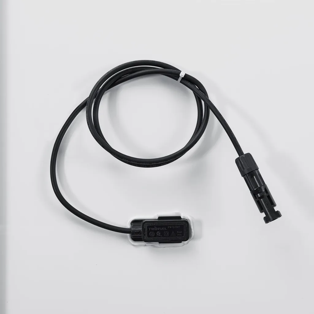 Juskys Balkonkraftwerk 600 W / 820 W Solaranlage Komplettset Photovoltaik Anlage Steckerfertig - Wechselrichter, Kabel & WLAN - Monokristallin 2x 410 Watt 16 Juskys Balkonkraftwerk 600 W / 820 W Solaranlage Komplettset Photovoltaik Anlage Steckerfertig - Wechselrichter, Kabel & WLAN - Monokristallin 2x 410 Watt – Bild 14