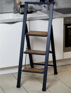 Wenko Alu-Design Klapptrittleiter 3-stufig Schwarz -Vidailo Verkaufe 5b3a37cee80f77da772ff17fc60ac6f2