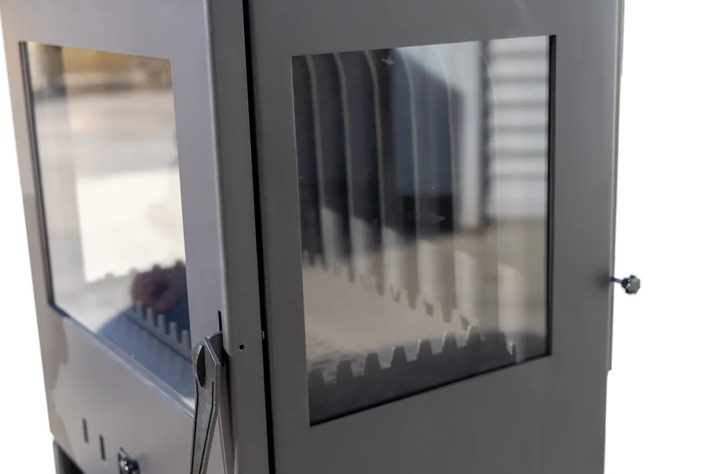 Kaminofen Mit Backfach Panoramakamin Dreiseitig Glas 3 Scheiben Teba TKS 15 Verglast 3 Seiten Holzofen 12,8 KW Kamin Ofen Holz Holzherd Küchenofen 9 Kaminofen Mit Backfach Panoramakamin Dreiseitig Glas 3 Scheiben Teba TKS 15 Verglast 3 Seiten Holzofen 12,8 KW Kamin Ofen Holz Holzherd Küchenofen – Bild 7