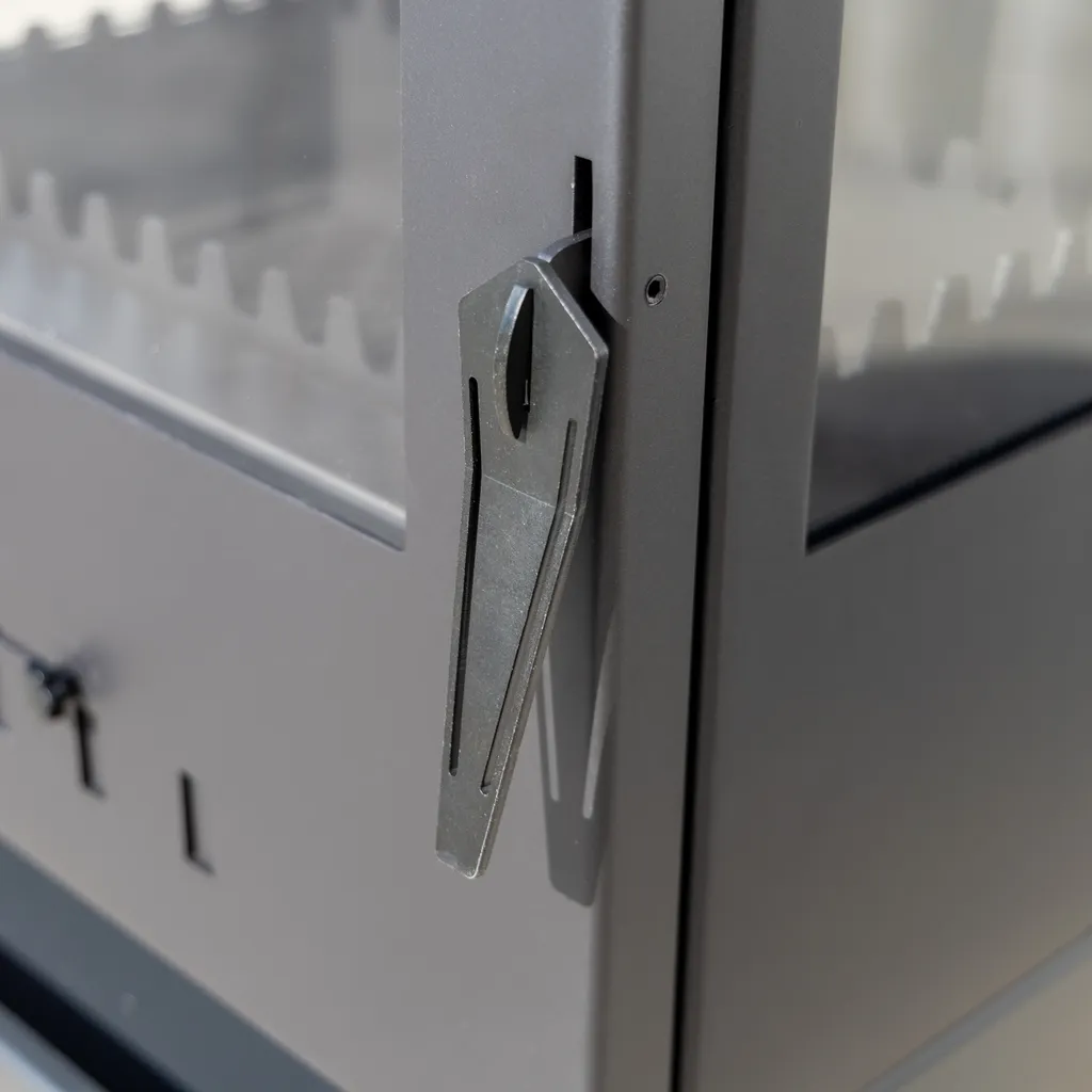 Kaminofen Mit Backfach Panoramakamin Dreiseitig Glas 3 Scheiben Teba TKS 15 Verglast 3 Seiten Holzofen 12,8 KW Kamin Ofen Holz Holzherd Küchenofen 10 Kaminofen Mit Backfach Panoramakamin Dreiseitig Glas 3 Scheiben Teba TKS 15 Verglast 3 Seiten Holzofen 12,8 KW Kamin Ofen Holz Holzherd Küchenofen – Bild 8