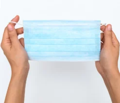 100 Stk. Mundschutz Einweg Gesichtsmaske 3-lagig -Vidailo Verkaufe b306ad43480fda11c91842a171340f55