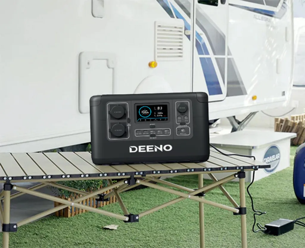 Deeno X 1500 Powerstation, Stromspeicher, 1036 Wh Kapazität, 1500 Watt Leistung, Integrierte LED-Lampe, Transportabel 8 Deeno X 1500 Powerstation, Stromspeicher, 1036 Wh Kapazität, 1500 Watt Leistung, Integrierte LED-Lampe, Transportabel – Bild 6