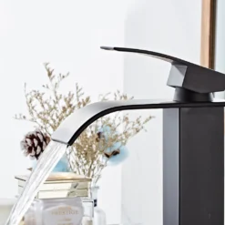 Einhebel-Waschtischmischer, Messing Verchromt, Moderne Eleganz -Vidailo Verkaufe fc5941462bd7bf23ad03a5f062595f48